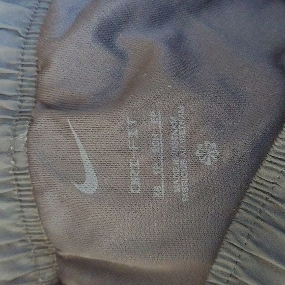 Nike shorts - Picture 3 of 3